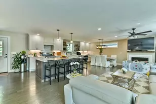 20 Lakeview Rd, Webster, MA 01570 - Photo 14