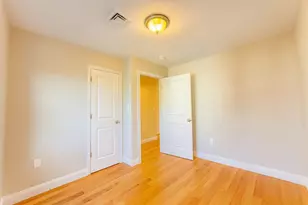 46 Wellington St, Waltham, MA 02453 - Photo 26