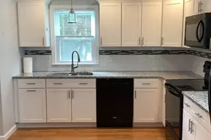 10 Moulton Ct, Beverly, MA 01915 - Photo 6