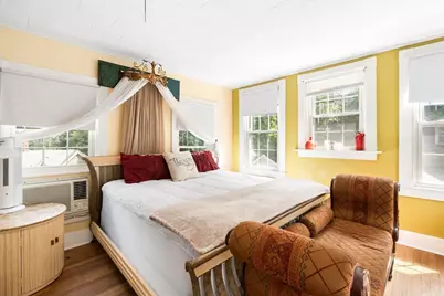 67 Putnam St, Orange, MA 01364 - Photo 12