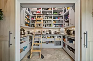 17 Chestnut Ln, Littleton, MA 01460 - Photo 10