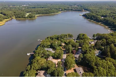 640 Poponessett Rd, Barnstable, MA 02635 - Photo 28