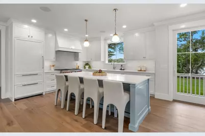640 Poponessett Rd, Barnstable, MA 02635 - Photo 16