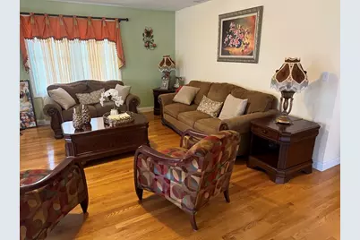 20 Massasoit St, Boston, MA 02136 - Photo 4