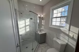 12 Stoneland Rd, Worcester, MA 01603 - Photo 6