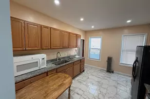 12 Stoneland Rd, Worcester, MA 01603 - Photo 4