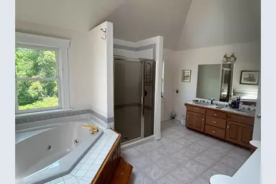 365 Middle St, Amherst, MA 01002 - Photo 32
