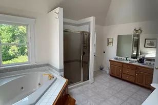 365 Middle St, Amherst, MA 01002 - Photo 32