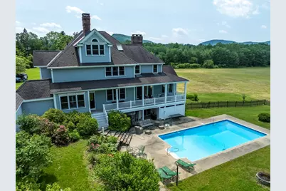 365 Middle St, Amherst, MA 01002 - Photo 2