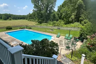 365 Middle St, Amherst, MA 01002 - Photo 8