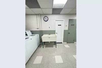 2 Hawthorne Pl #7O, Boston, MA 02114 - Photo 14