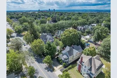 288 St. James Ave, Springfield, MA 01109 - Photo 6