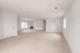 70 Oswego St, Bellingham, MA 02019 - Photo 4