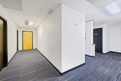 113 Terrace Hall Ave #1, Burlington, MA 01803 - Photo 4