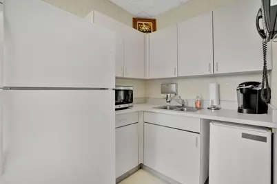 299 Carew St #400, Springfield, MA 01104 - Photo 14