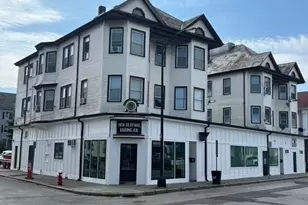 98 County St, New Bedford, MA 02744 - Photo 1