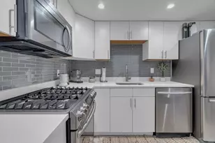 14 Auburn St, Boston, MA 02129 - Photo 6