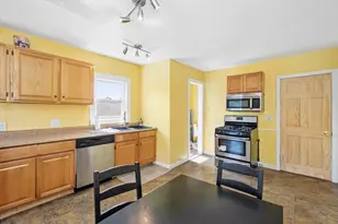347 Centre St, Quincy, MA 02169 - Photo 24