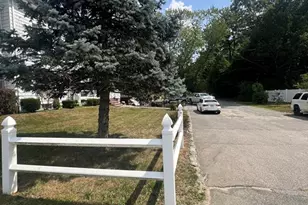 1003 Crescent St, Brockton, MA 02302 - Photo 12