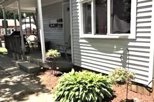19 Wareham St, Middleborough, MA 02346 - Photo 2