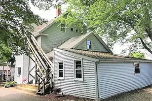 19 Wareham St, Middleborough, MA 02346 - Photo 8