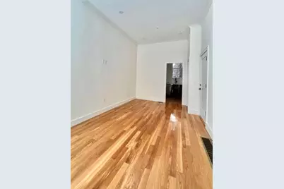 18 Grove Street #1, Boston, MA 02114 - Photo 4