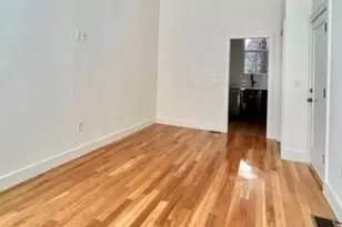 18 Grove St, Boston, MA 02114 - Photo 4