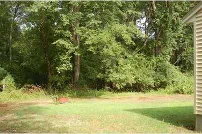 195 Slab Bridge Rd, Freetown, MA 02702 - Photo 28