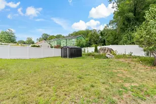 45 Fourth St, Worcester, MA 01602 - Photo 18