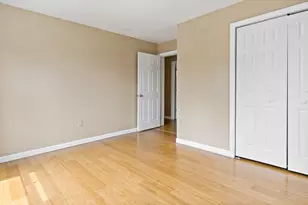 45 Fourth St, Worcester, MA 01602 - Photo 10