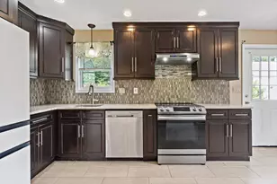 45 Fourth St, Worcester, MA 01602 - Photo 2