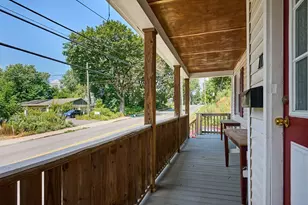 111-113 Deerfield St, Greenfield, MA 01301 - Photo 4