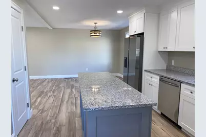 152 W Main St #A, Millbury, MA 01527 - Photo 16