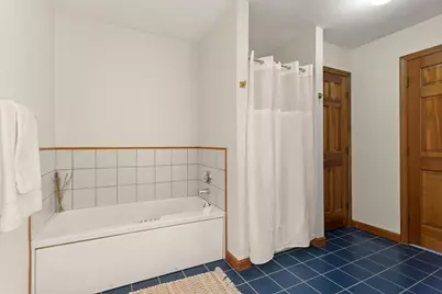 10 Lakin St, Pepperell, MA 01463 - Photo 16