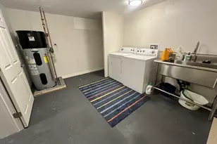 1 Eaton Ct, Amherst, MA 01002 - Photo 10