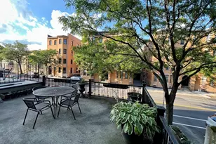 684 Washington St, Brookline, MA 02446 - Photo 30