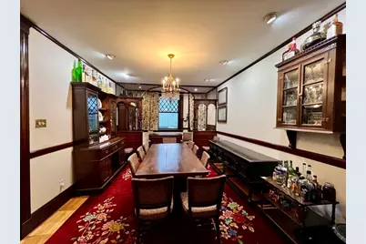 684 Washington St, Brookline, MA 02446 - Photo 8