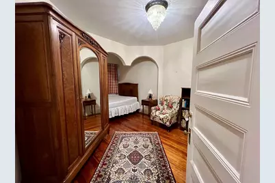 684 Washington St, Brookline, MA 02446 - Photo 16