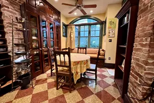 684 Washington St, Brookline, MA 02446 - Photo 6