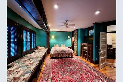 684 Washington St, Brookline, MA 02446 - Photo 14