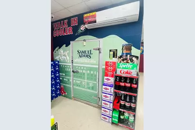 732 Main, Oxford, MA 01540 - Photo 6