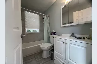 195 195 Grove St #201, Cambridge, MA 02138 - Photo 6