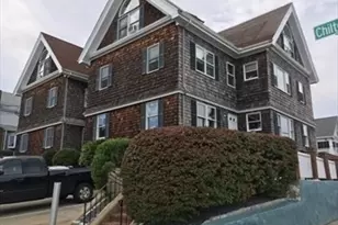 24 Chilton St, Plymouth, MA 02360 - Photo 2