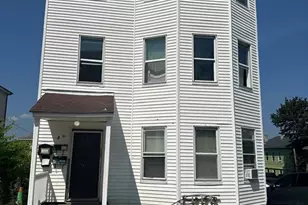 82 Fox St, Worcester, MA 01604 - Photo 1