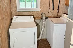 2040 Central St, Stoughton, MA 02072 - Photo 16