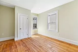 348 Centre St, Boston, MA 02130 - Photo 8