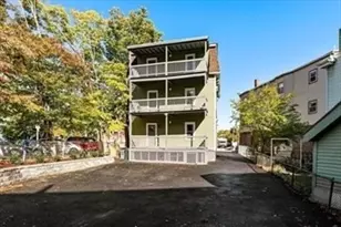 348 Centre St, Boston, MA 02130 - Photo 16