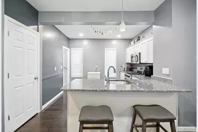 3 Ashley St, Springfield, MA 01105 - Photo 8
