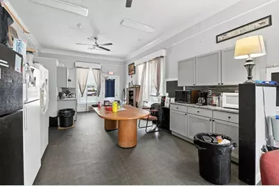 121 N Common, Lynn, MA 01902 - Photo 8