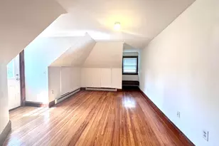 22 Greenough St, Brookline, MA 02445 - Photo 10